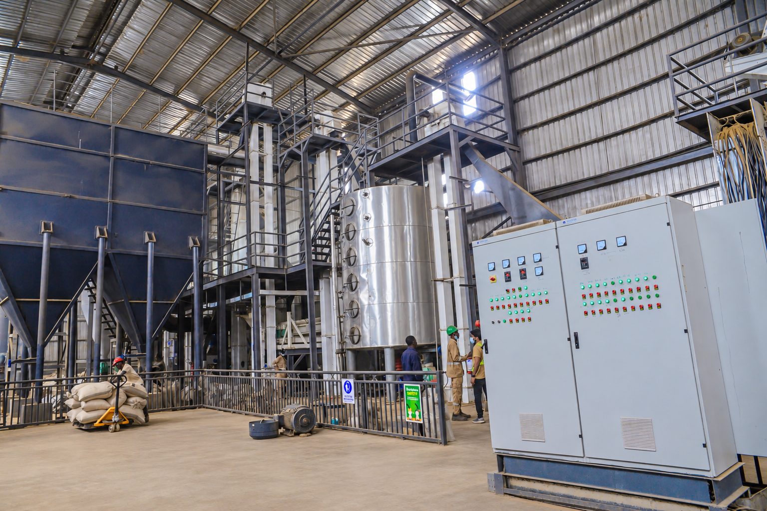 TMDK oil extraction plant with control panels